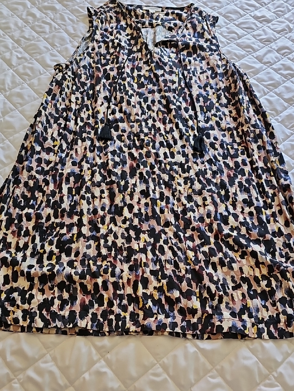 beachlunchlounge Sleeveless A-Line Dress in Black, Pink, Yellow